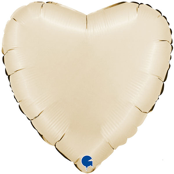 Grabo 18” Cream Heart