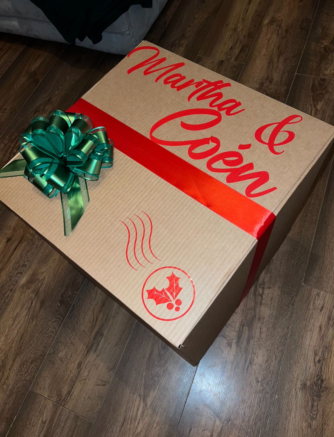 Bubble Reveal Box