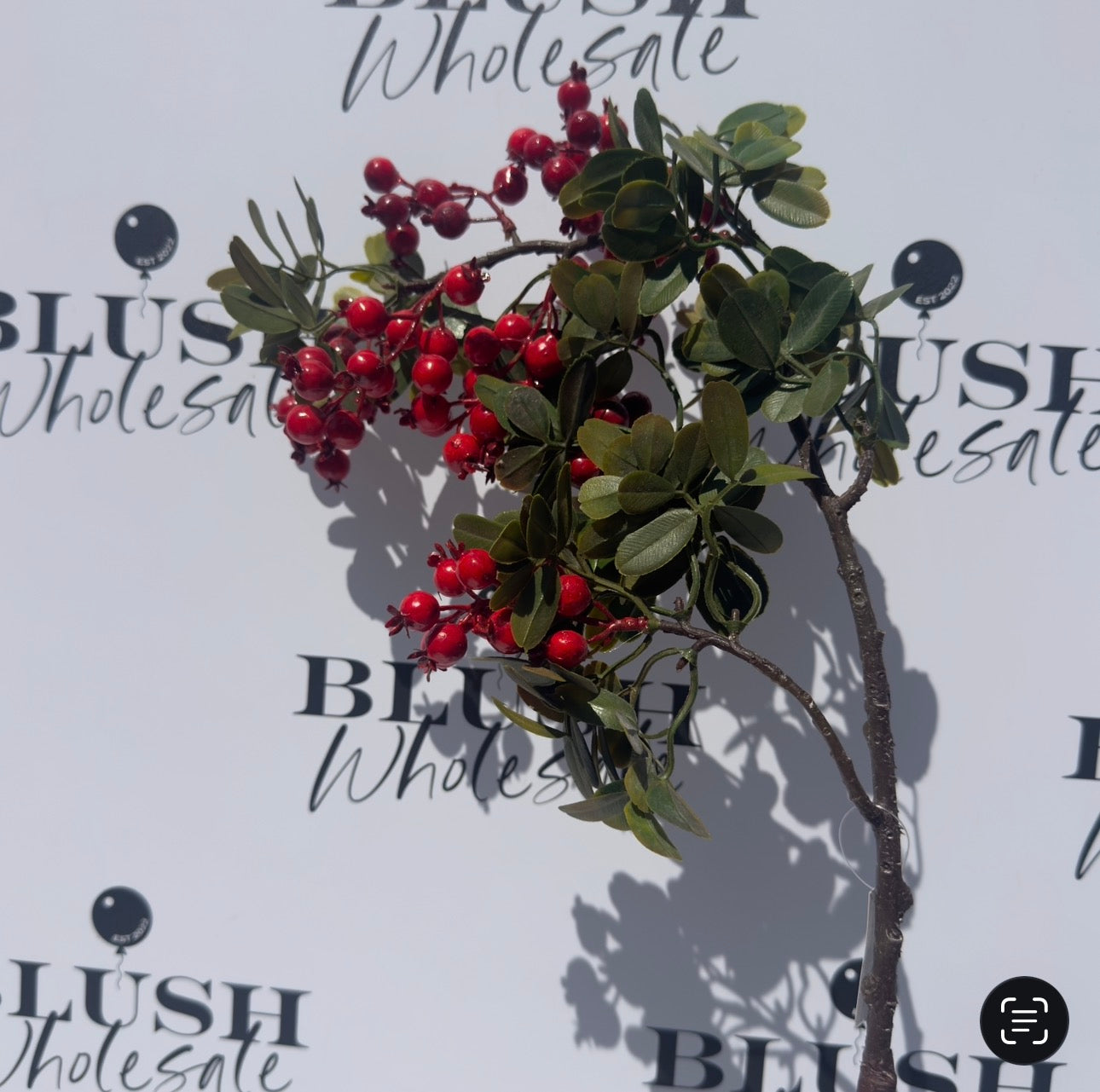 Luxury Red Berry Bell Pick